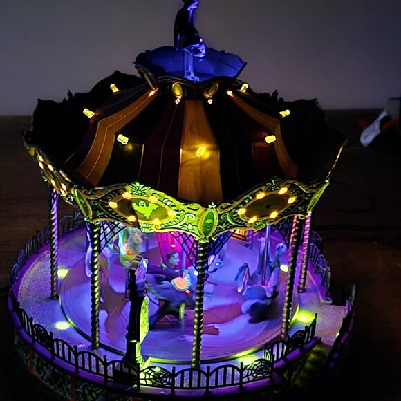 Lemax RETIRED Spooky Town SCARE-OUSEL!! - Picture 4 of 14